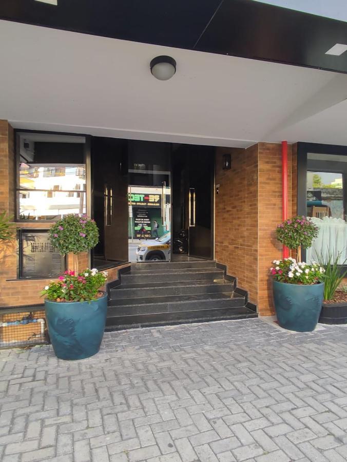 Avenida Hotel De Resende Exterior photo